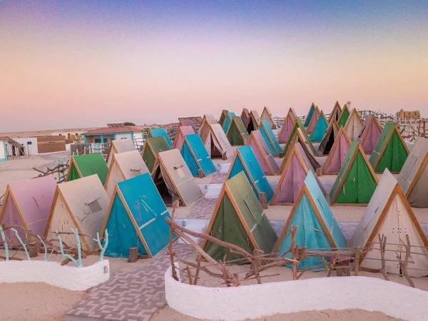 Best Places to Go Camping in The UAE