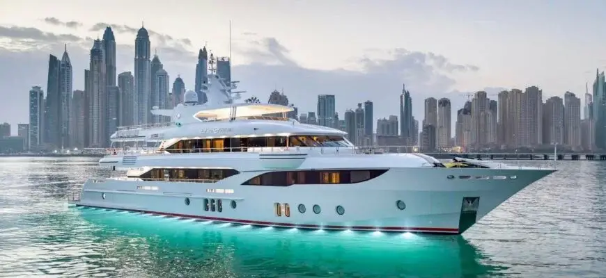 dubai luxury yacht tour