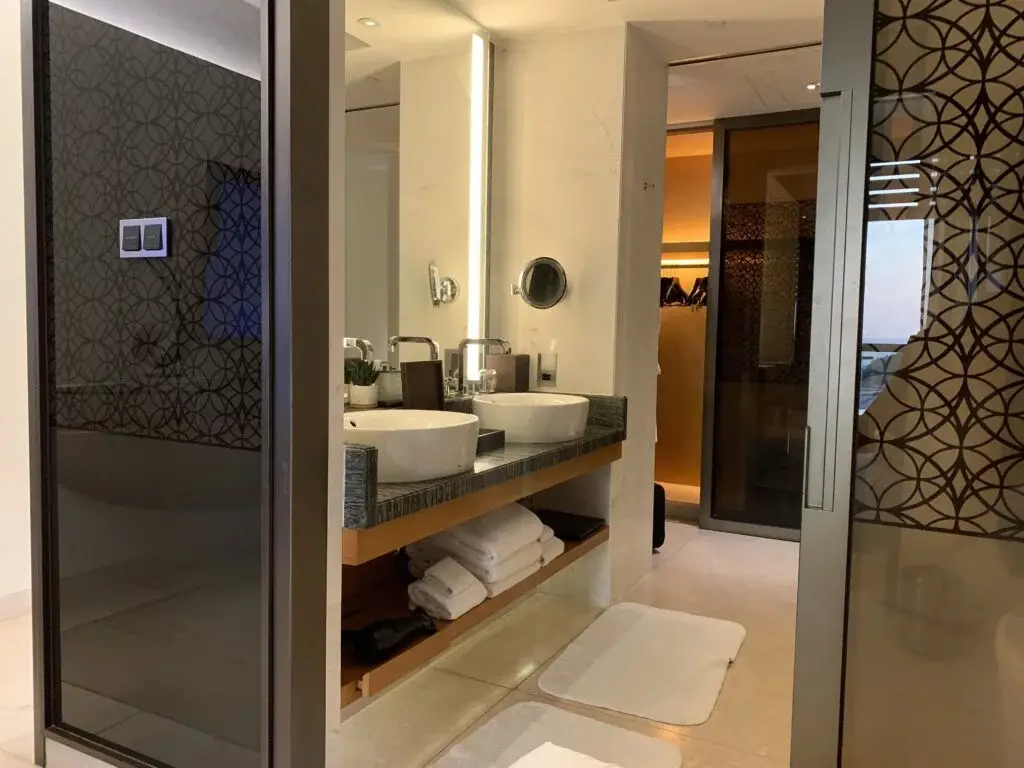 Bathroom - Park Hyatt Abu Dhabi Review