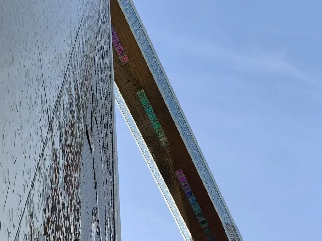 Dubai Frame Glass bridge
