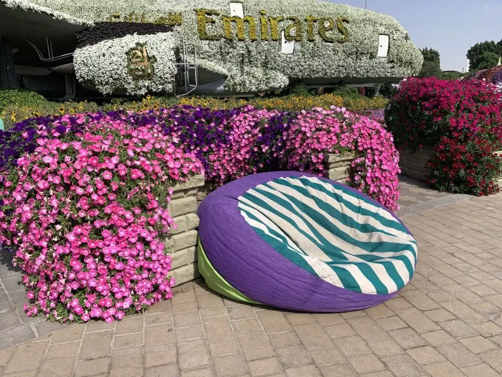 Lounge Areas at Miracle Garden