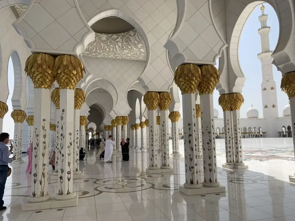 Sheikh Zayed Mosque - Architecture